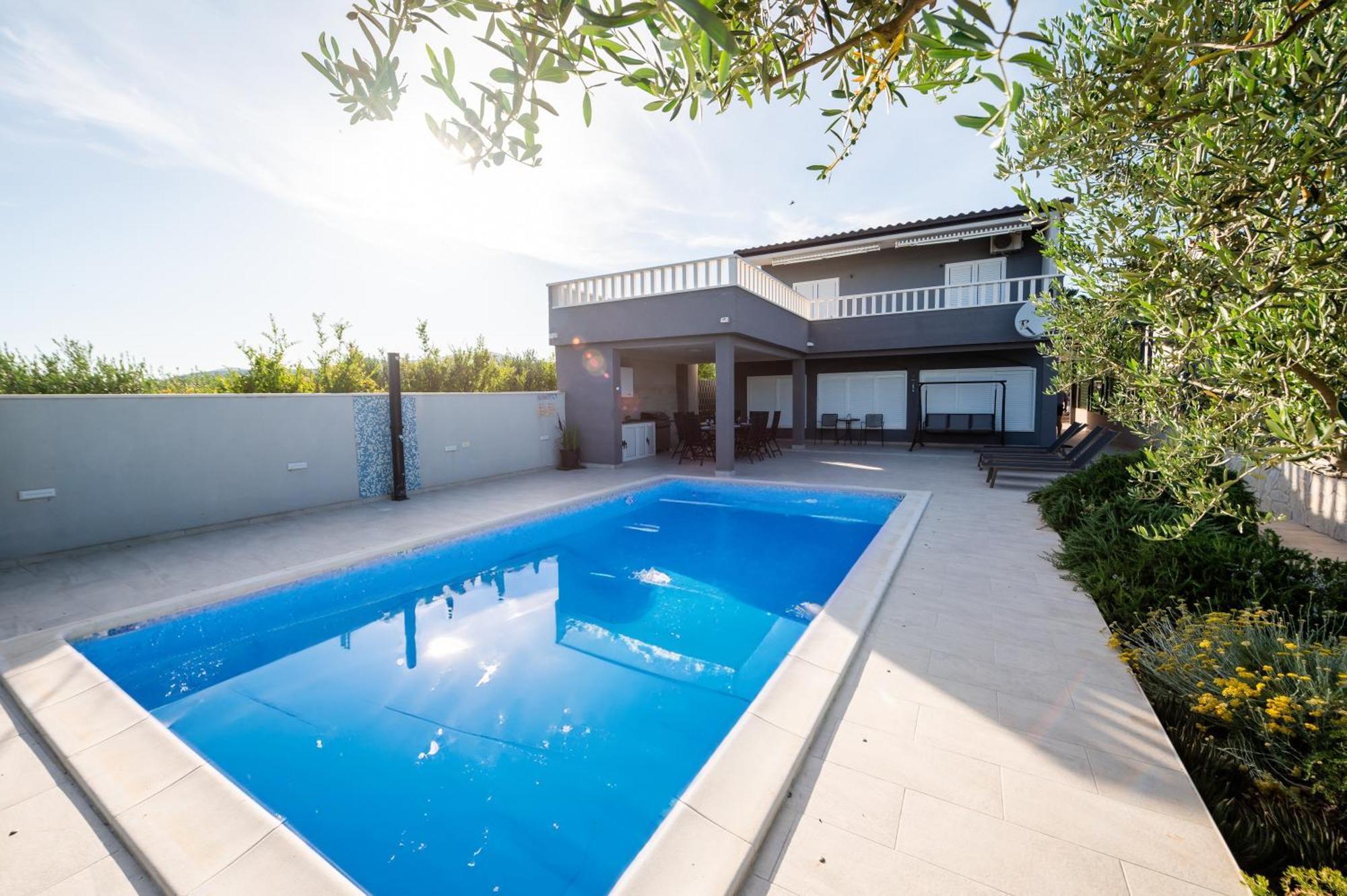 Villa Beachfront Mihovil With Direct Access Kastel Stafilic